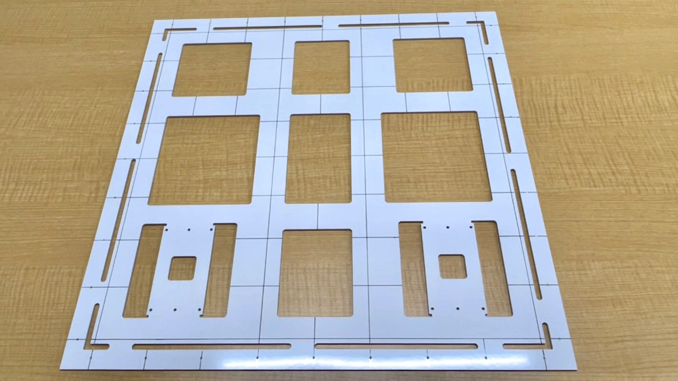 450サイズの天井点検口簡単取り付け器具の「いけどりくん」
